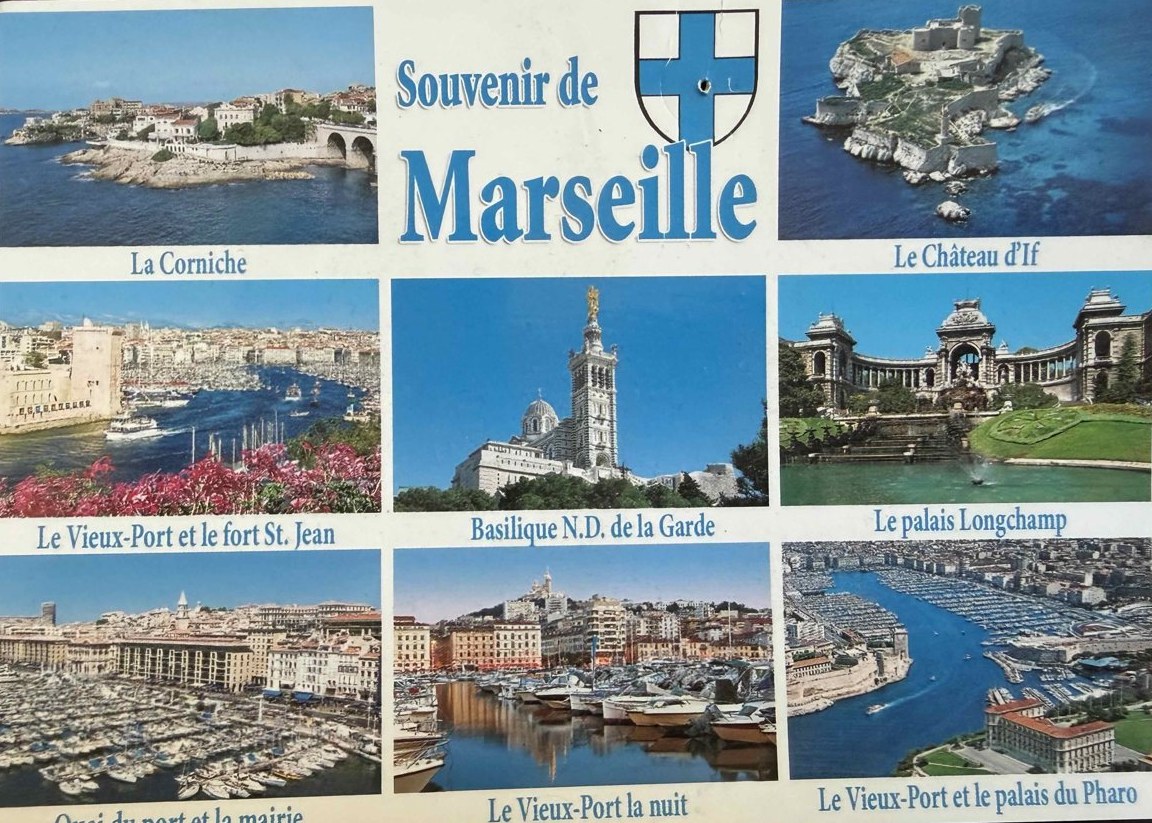 Carte postale vintage «&nbsp;Souvenir de Marseille&nbsp;», clin d'œil aux racines marseillaises de DUNK!