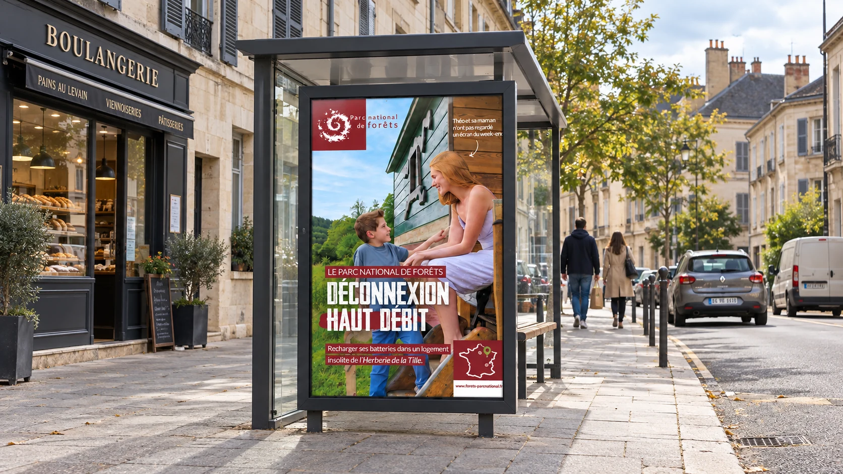 Parc national de forêts : campagne Déconnexion haut débit en affichage abribus